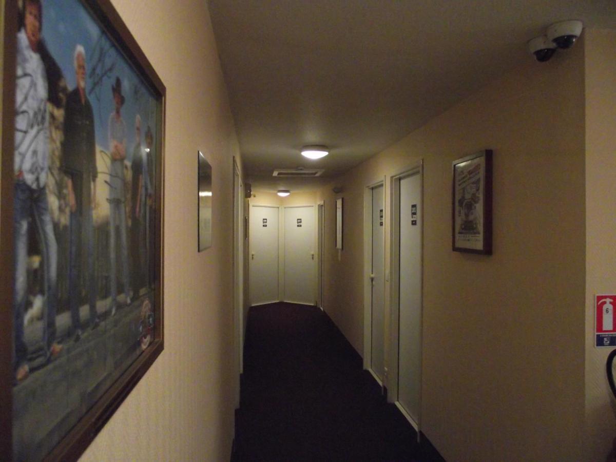 Quick Palace Le Mans Сен-Сатурнен Экстерьер фото